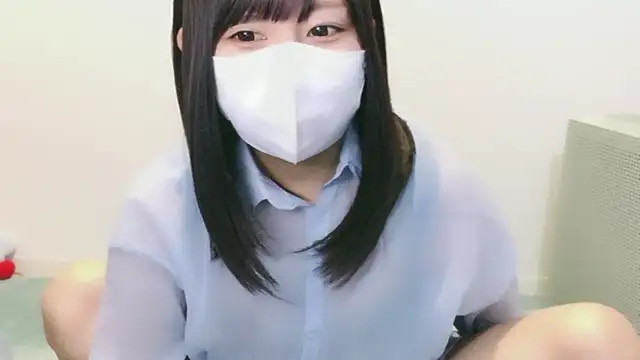 Snapshot of YUTSU_KI chatting on October 10, 2025, 9:26 pm YUTSU KI online show from October 10, 2025, 9:26 pm