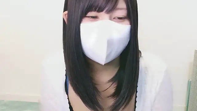 Snapshot of YUTSU_KI chatting on October 13, 2025, 3:02 pm YUTSU KI online show from October 13, 2025, 3:02 pm