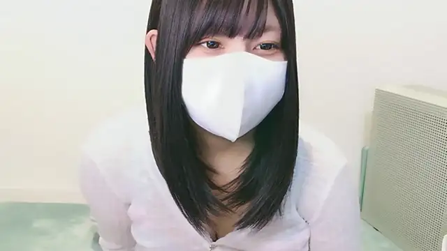 Snapshot of YUTSU_KI chatting on October 15, 2025, 3:20 pm YUTSU KI online show from October 15, 2025, 3:20 pm