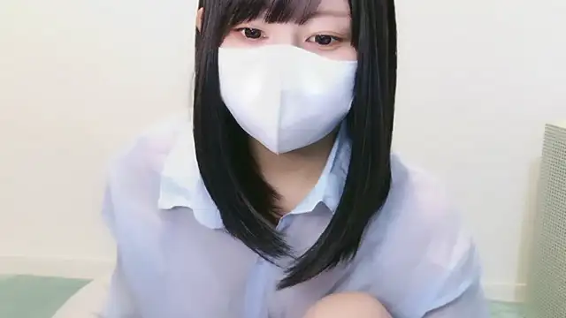 Snapshot of YUTSU_KI chatting on September 27, 2025, 4:13 pm YUTSU KI online show from September 27, 2025, 4:13 pm