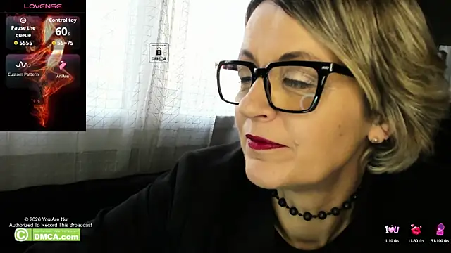 KARINASPALACIOS online show from February 5, 2026, 10:22 am