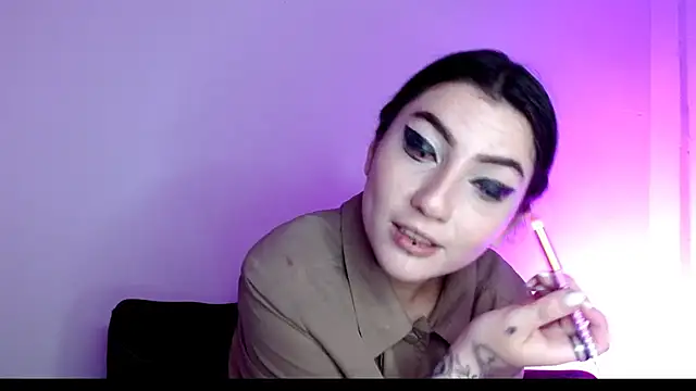 Snapshot of sophy_rock chatting on December 5, 2025, 3:43 pm sophy rock online show from December 5, 2025, 3:43 pm