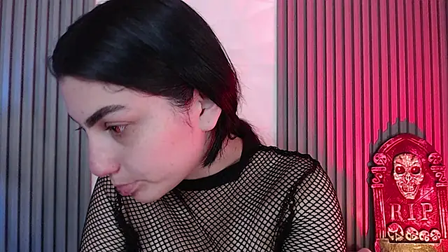 Snapshot of sophy_rock chatting on October 23, 2025, 3:00 pm sophy rock online show from October 23, 2025, 3:00 pm