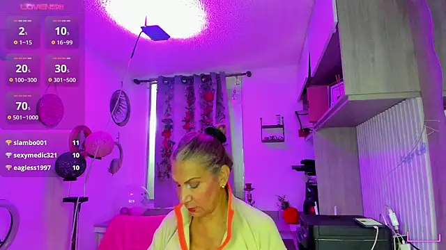Snapshot of _cristal_ayala chatting on June 14, 2026, 2:24 am cristal ayala online show from June 14, 2026, 2:24 am