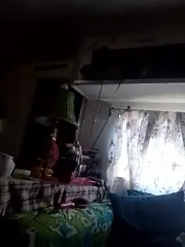 whitetrashdirtyslut online show from March 22, 2026, 1:56 pm