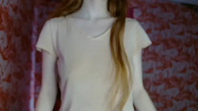 Snapshot of strawberrysmoothie chatting on July 7, 2026, 7:06 pm strawberrysmoothie online show from July 7, 2026, 7:06 pm