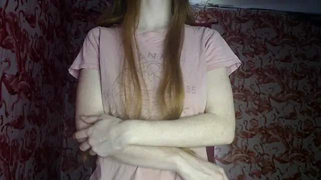 Snapshot of strawberrysmoothie chatting on August 8, 2026, 4:47 pm strawberrysmoothie online show from August 8, 2026, 4:47 pm