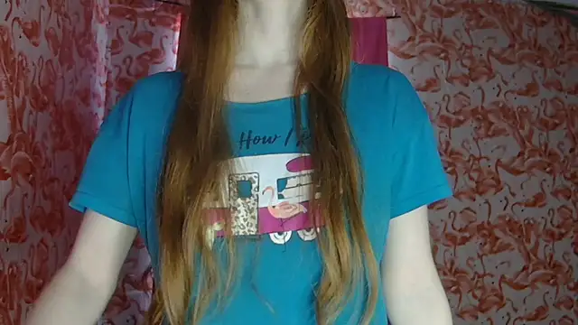 strawberrysmoothie online show from April 9, 2026, 7:31 pm