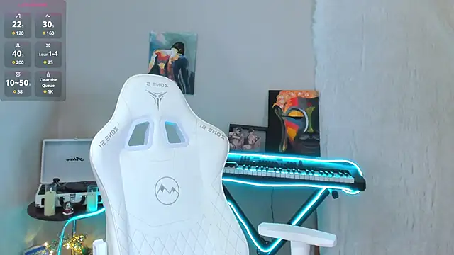 Snapshot of 4ever_dude chatting on February 2, 2025, 3:43 am 4ever dude online show from February 2, 2025, 3:43 am