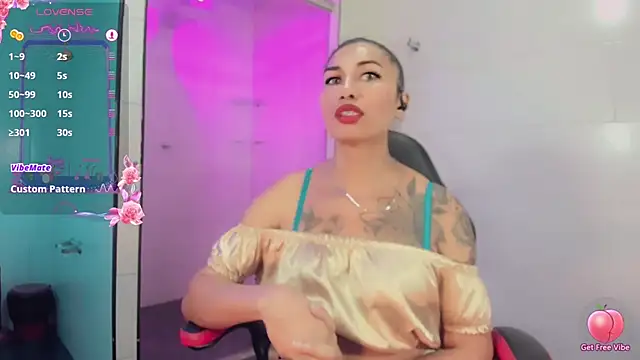 khiara moretti online show from March 12, 2025, 10:39 pm