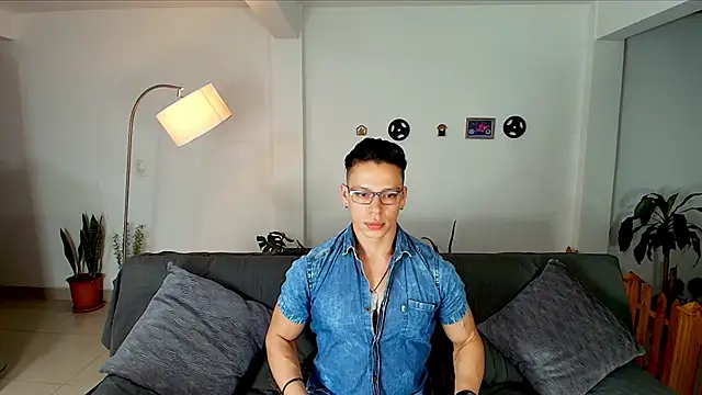 Baxter Dex online show from February 2, 2025, 1:02 am