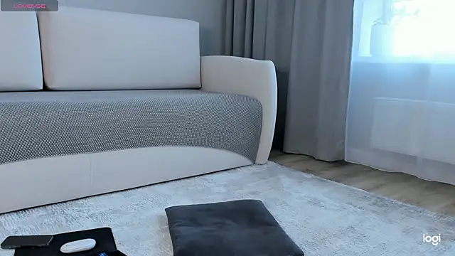 AmelinaLove online show from February 15, 2026, 3:18 am