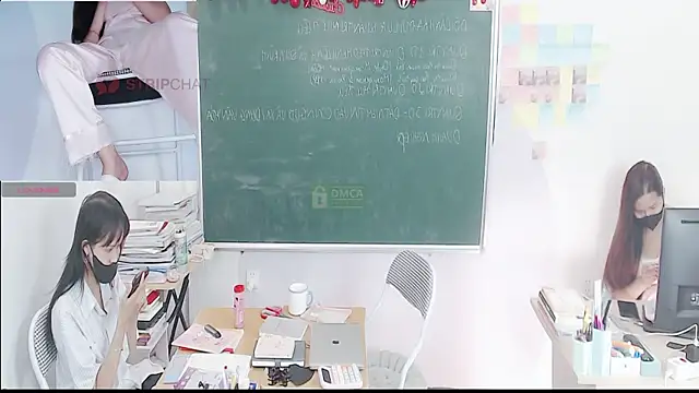 Snapshot of _Math_ chatting on December 23, 2025, 2:55 am Math online show from December 23, 2025, 2:55 am