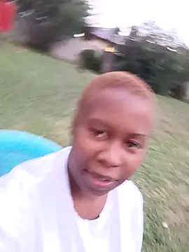 Sexy Monalisah online show from December 24, 2024, 5:13 pm