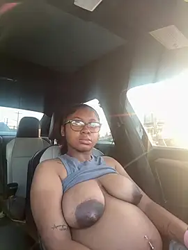 noelleeee online show from July 29, 2026, 11:31 am