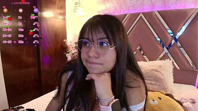 Miaa Smiith1 online show from January 31, 2025, 2:37 am