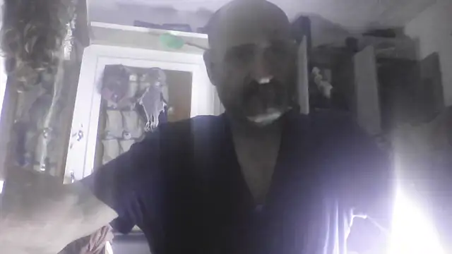 Snapshot of Tinydalldaylong chatting on April 13, 2026, 1:04 pm Tinydalldaylong online show from April 13, 2026, 1:04 pm
