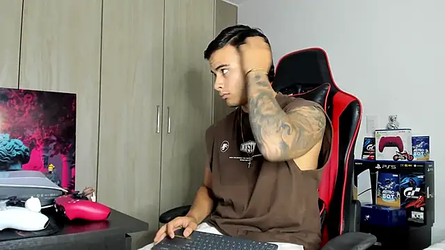 Snapshot of jacob_firexx chatting on October 31, 2025, 2:08 am jacob firexx online show from October 31, 2025, 2:08 am