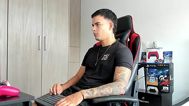 Snapshot of jacob_firexx chatting on November 1, 2025, 1:38 pm jacob firexx online show from November 1, 2025, 1:38 pm