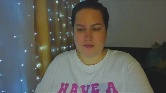  madalexa  online show from October 7, 2025, 9:38 pm