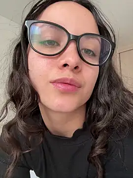 Snapshot of Megan_Rodrigo chatting on July 10, 2026, 1:33 pm Megan Rodrigo online show from July 10, 2026, 1:33 pm