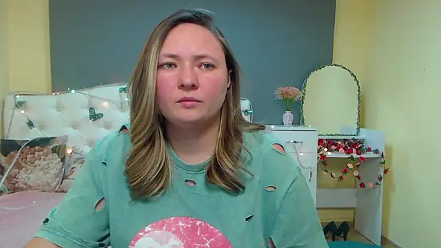 SallyVerda online show from April 20, 2026, 5:25 pm