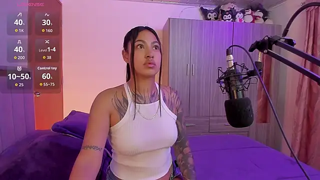 Kayla foxxy online show from October 4, 2025, 6:37 am