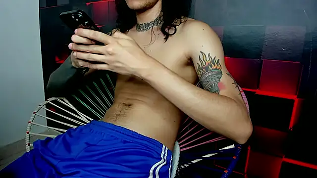 chromeheart  online show from April 4, 2026, 8:48 pm