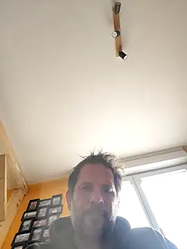 Snapshot of nicobrest16 chatting on December 17, 2025, 2:44 pm nicobrest16 online show from December 17, 2025, 2:44 pm