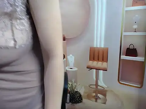 Love bug15 online show from March 19, 2026, 3:39 am