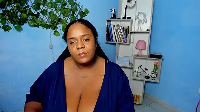 Snapshot of bbw_charlote chatting on January 15, 2026, 12:30 pm bbw charlote online show from January 15, 2026, 12:30 pm