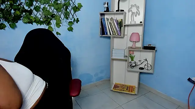 Snapshot of bbw_charlote chatting on January 8, 2026, 10:54 am bbw charlote online show from January 8, 2026, 10:54 am