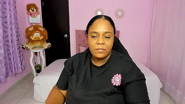 Snapshot of bbw_charlote chatting on March 3, 2026, 12:12 pm bbw charlote online show from March 3, 2026, 12:12 pm