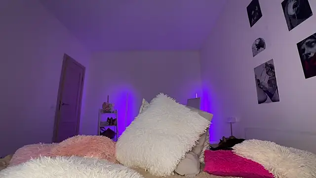 AnnyBastet online show from April 4, 2026, 2:45 pm