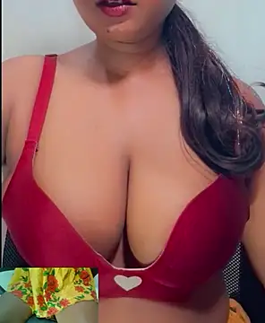 SLteena online show from April 6, 2026, 3:24 am