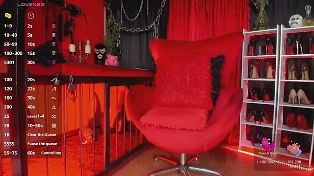 Snapshot of MistressAndre chatting on June 3, 2026, 8:02 pm MistressAndre online show from June 3, 2026, 8:02 pm