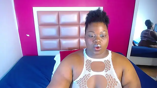 ebonny suggarmommy1 online show from February 19, 2026, 10:07 pm