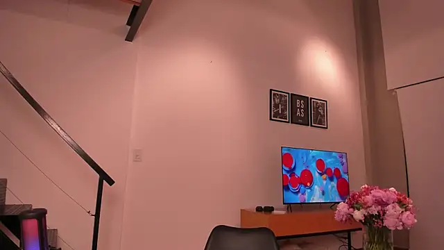 Snapshot of Mira_Lite chatting on November 25, 2025, 3:51 am Mira Lite online show from November 25, 2025, 3:51 am