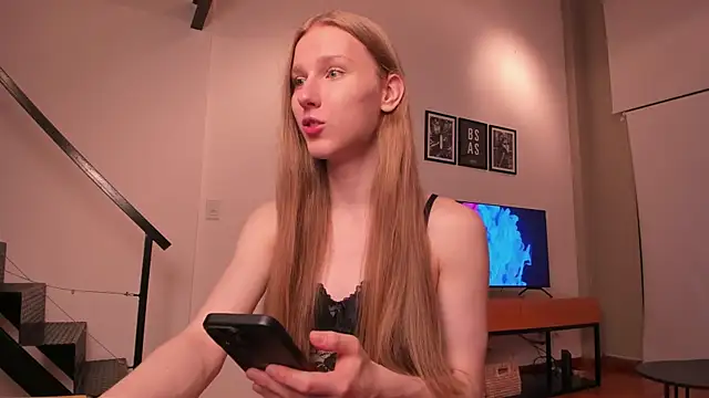 Mira Lite online show from December 18, 2025, 6:07 am