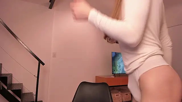 Mira Lite online show from March 6, 2026, 1:33 am