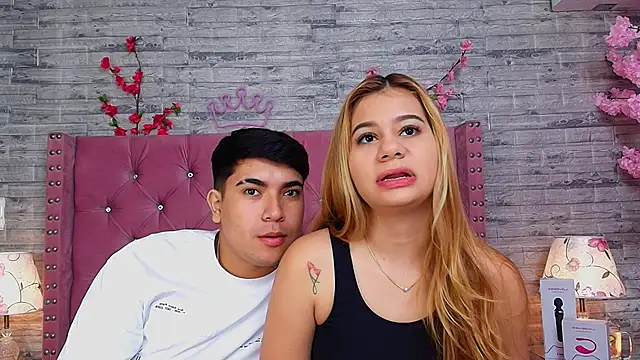 Snapshot of AuroraSim chatting on March 16, 2025, 2:11 pm AuroraSim online show from March 16, 2025, 2:11 pm
