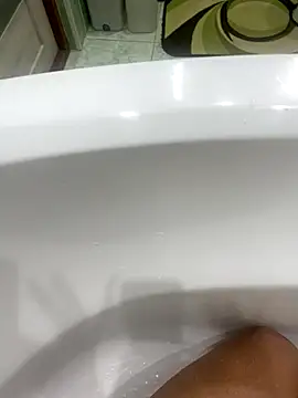 Snapshot of dddfffth chatting on November 2, 2025, 12:15 am dddfffth online show from November 2, 2025, 12:15 am