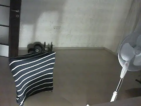 Snapshot of thekeys chatting on June 15, 2026, 2:23 am thekeys online show from June 15, 2026, 2:23 am