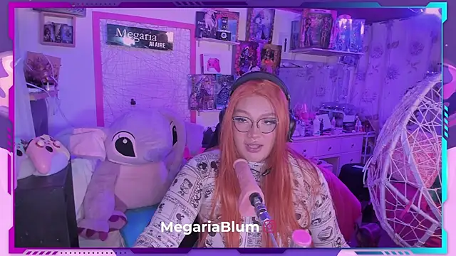 Snapshot of MegariaB chatting on March 22, 2025, 5:17 am MegariaB online show from March 22, 2025, 5:17 am