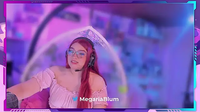 MegariaB online show from February 15, 2026, 4:46 am