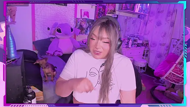 Snapshot of MegariaB chatting on February 10, 2025, 4:08 am MegariaB online show from February 10, 2025, 4:08 am