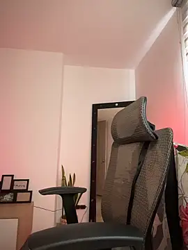 Snapshot of evangeline_ch chatting on November 14, 2025, 4:21 pm evangeline ch online show from November 14, 2025, 4:21 pm