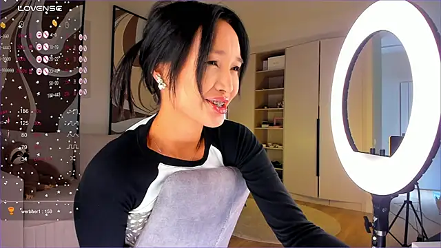 Snapshot of Sweet_yasu chatting on December 23, 2024, 10:10 am Sweet yasu online show from December 23, 2024, 10:10 am