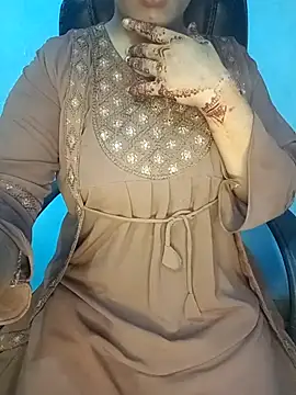 Snapshot of Dayna-36 chatting on March 5, 2025, 5:50 pm Dayna-36 online show from March 5, 2025, 5:50 pm