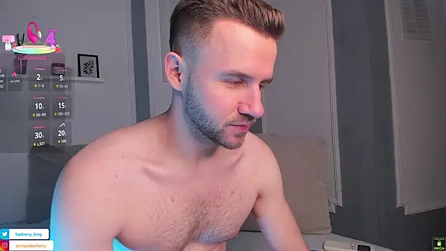 Snapshot of EnriqueBarberry chatting on December 17, 2025, 6:29 am EnriqueBarberry online show from December 17, 2025, 6:29 am